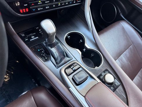 Used 2019 Lexus RX 450h AWD w/ Navigation Package image 21