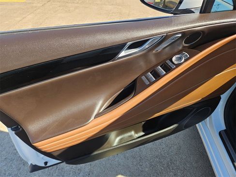 Used 2023 Genesis G80 2.5T image 13