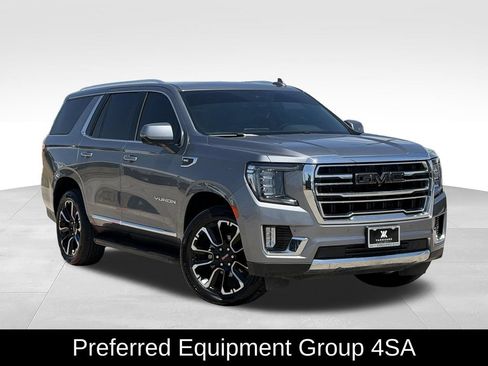 Used 2022 GMC Yukon SLT w/ SLT Premium Package AWD/4WD image 2