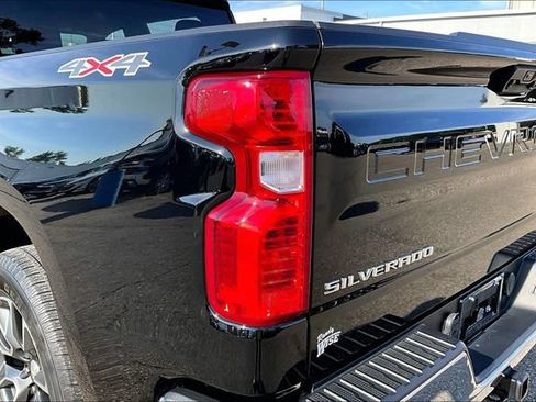 Certified 2023 Chevrolet Silverado 1500 LT AWD/4WD image 29
