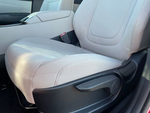 New 2026 Hyundai Tucson SE FWD image 18