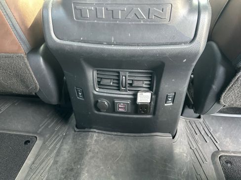 Used 2024 Nissan Titan Platinum Reserve w/ Moonroof Package image 21