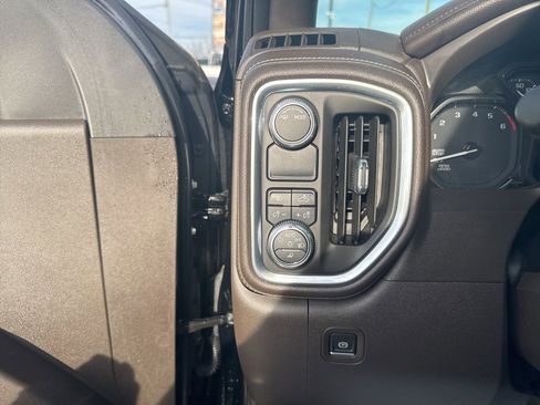 Used 2021 GMC Sierra 1500 SLT RWD image 12