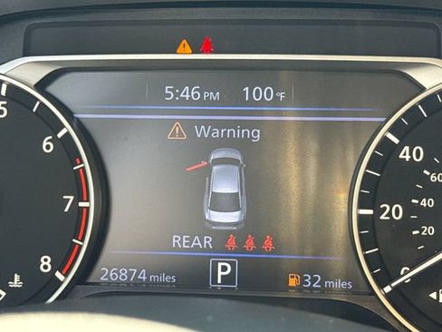 Used 2025 Nissan Altima 2.5 SV FWD image 17