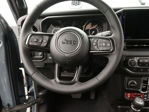 New 2026 Jeep Gladiator Rubicon AWD/4WD image 26