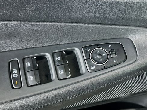 Used 2021 Hyundai Santa Fe SEL image 15