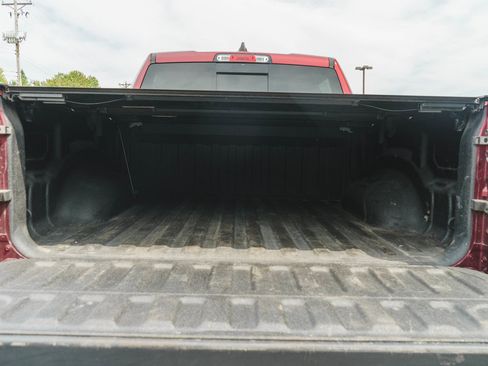 Used 2020 RAM 1500 Sport w/ Level 2 Equipment Goup w/2_L AWD/4WD image 9