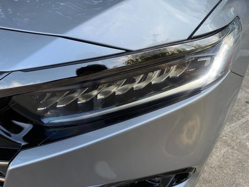Used 2021 Honda Accord Sport image 14