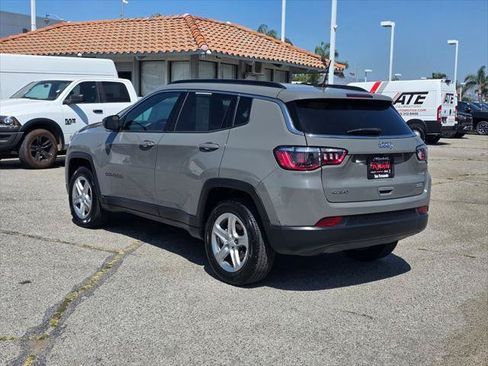 Certified 2024 Jeep Compass Latitude AWD/4WD image 6