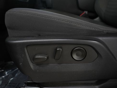 Used 2022 GMC Sierra 1500 Elevation image 23