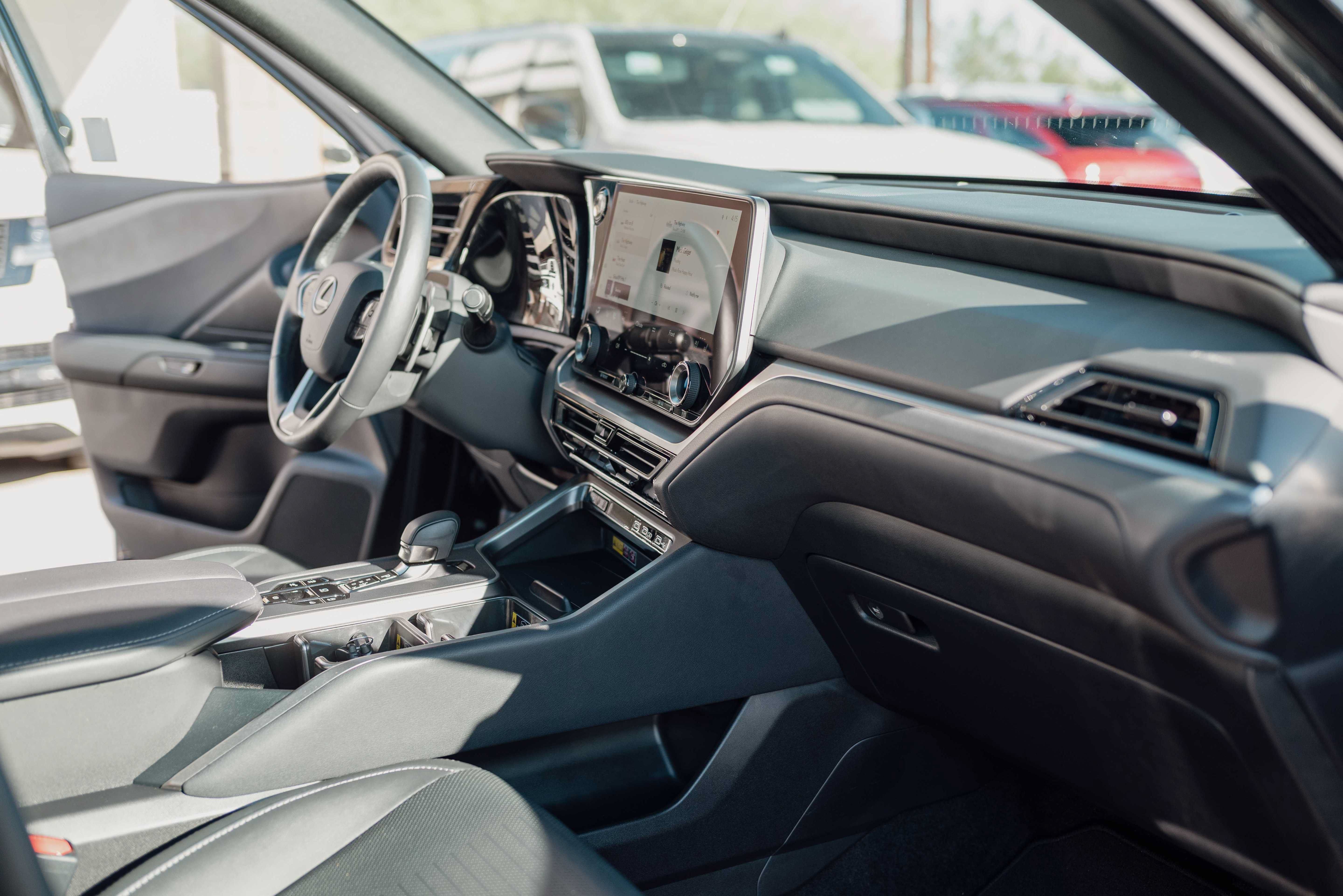 Used 2026 Lexus TX 350 AWD w/ Technology Package image 18