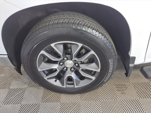 Used 2023 Chevrolet Silverado 1500 LT image 20