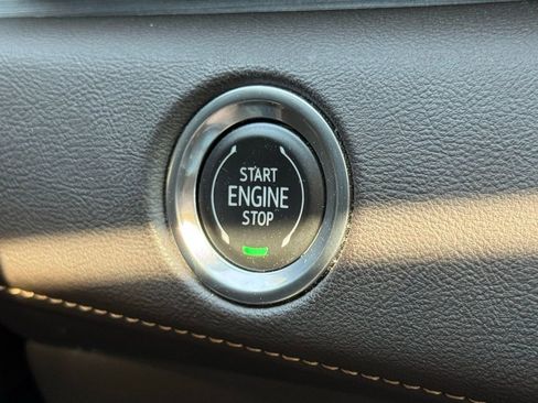 Used 2021 Cadillac Escalade ESV Sport w/ Driver Assist Tech Package image 20