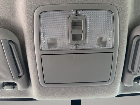 Used 2011 Toyota RAV4 2WD w/ Base L4 Extra Value Pkg image 14