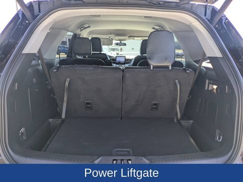Certified 2023 Ford Explorer XLT w/ Equipment Group 202A RWD image 13