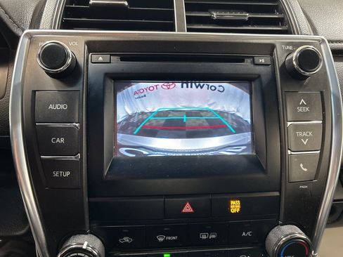 Used 2016 Toyota Camry LE image 28