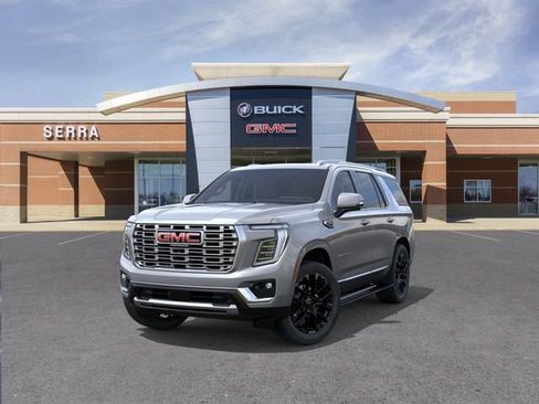 New 2026 GMC Yukon Denali w/ Denali Reserve Package AWD/4WD image 8