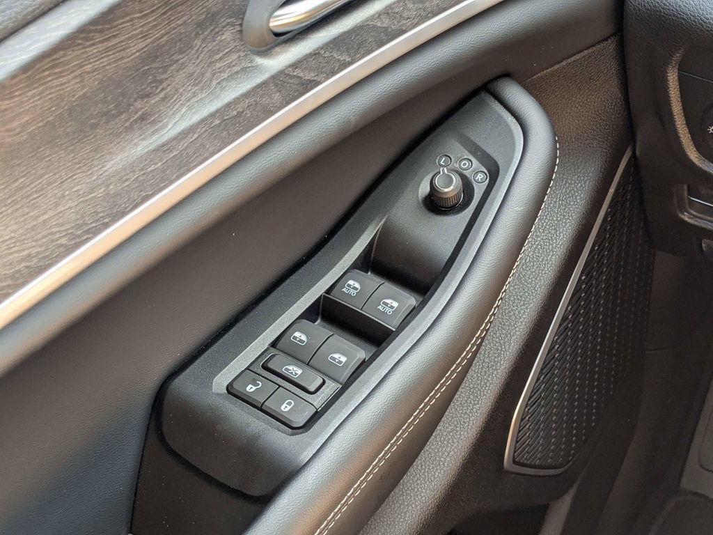 New 2026 Jeep Grand Cherokee Limited AWD/4WD image 22