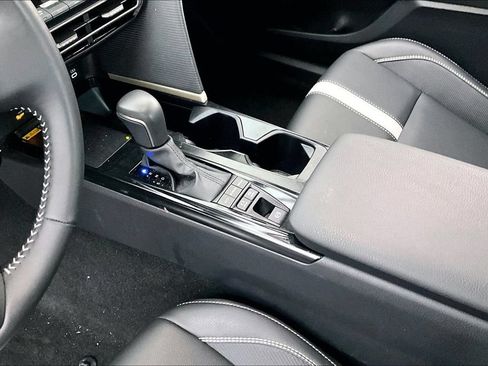 Used 2026 Toyota Camry SE w/ Convenience Package FWD image 14