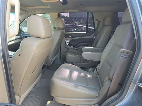 Used 2019 Chevrolet Tahoe Premier AWD/4WD image 11