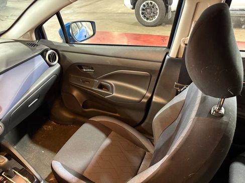 Used 2024 Nissan Versa SV w/ Trunk Package FWD image 19
