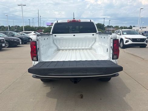 Used 2024 Chevrolet Colorado Trail Boss w/ Advanced Trailering Package AWD/4WD image 36