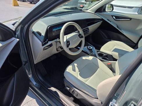 Used 2023 Kia Niro Wind w/ Wind Preserve Package FWD image 19