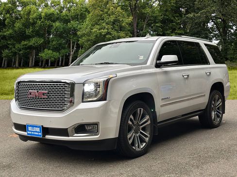 Used 2016 GMC Yukon Denali w/ Open Road Package image 3