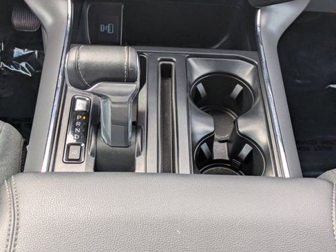 Used 2023 Ford F150 Lightning XLT image 17