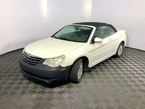 Used 2008 Chrysler Sebring Touring image 7