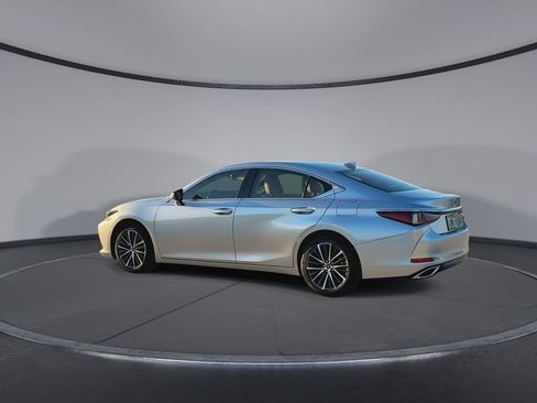 Used 2025 Lexus ES 350 w/ Premium Package FWD image 6