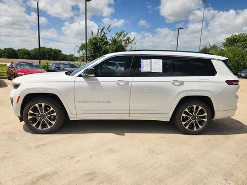 Used 2023 Jeep Grand Cherokee L Overland AWD/4WD image 6