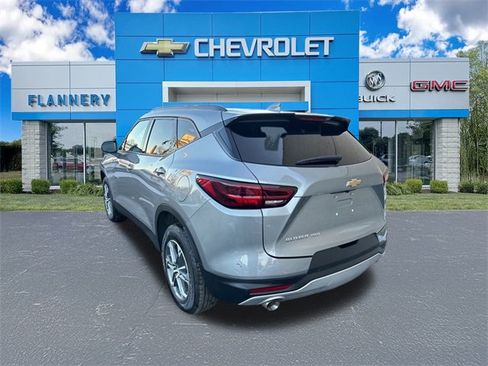 Certified 2024 Chevrolet Blazer LT w/ Convenience Package image 4