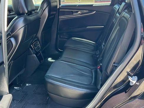 Certified 2023 Lincoln Nautilus Reserve AWD/4WD image 9