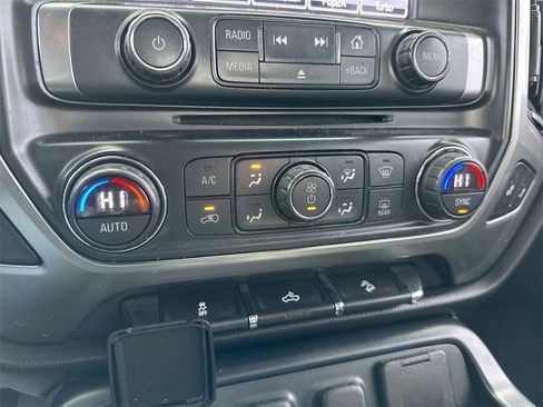 Used 2017 Chevrolet Silverado 1500 LT image 15