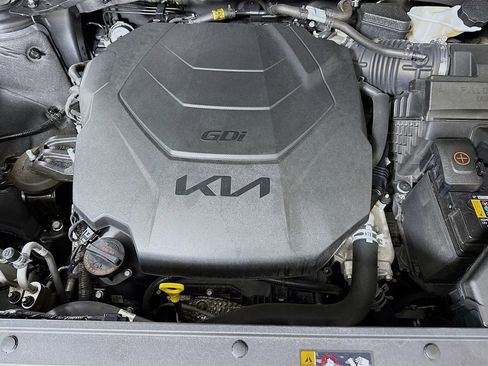 Used 2022 Kia Telluride S AWD/4WD image 36
