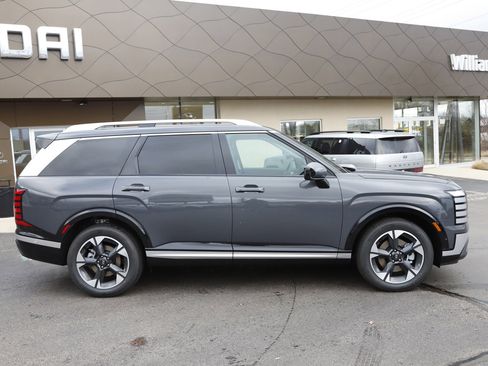 New 2026 Hyundai Palisade Limited image 2