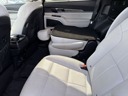 Used 2021 Kia Telluride EX w/ EX Premium Package FWD image 14