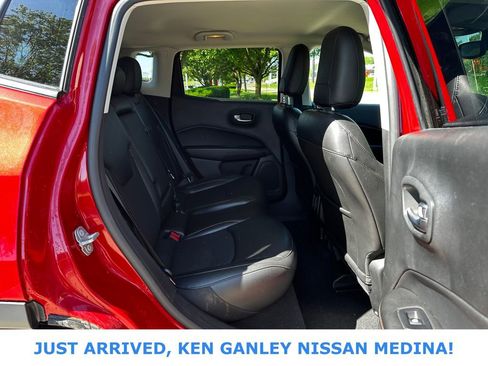 Used 2021 Jeep Compass Latitude FWD image 18