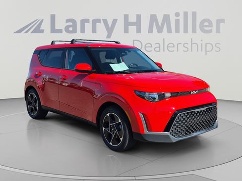 Used 2025 Kia Soul EX FWD image 7