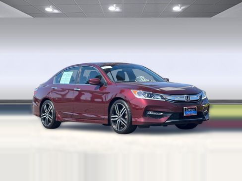 Used 2016 Honda Accord Sport image 6