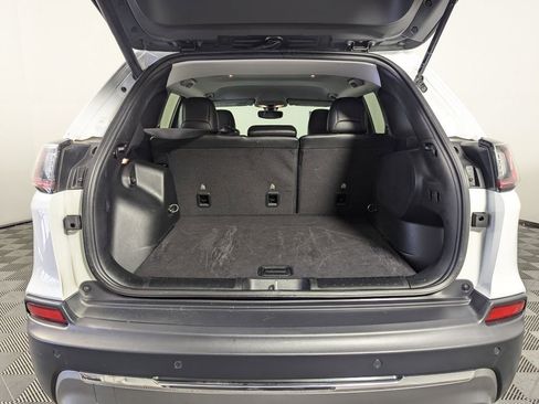 Used 2020 Jeep Cherokee Limited image 48