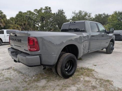 New 2026 RAM 3500 Big Horn AWD/4WD image 3