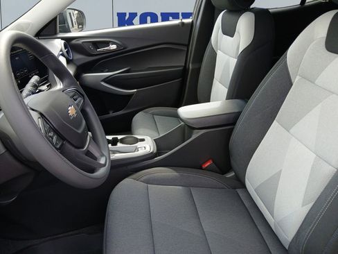 New 2026 Chevrolet Trax LS w/ LS Convenience Package image 10