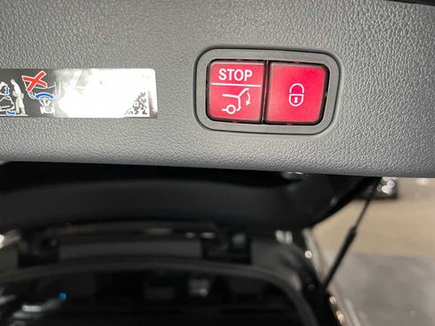 Certified 2026 Mercedes-Benz GLC 300 4MATIC image 17