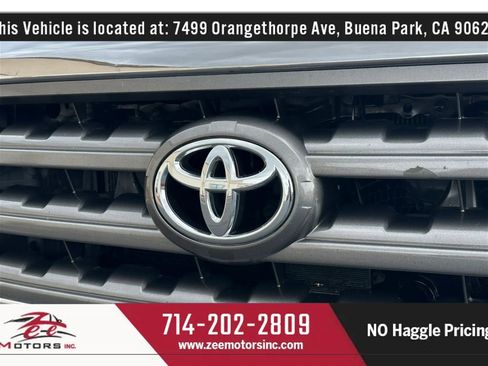 Used 2015 Toyota Sequoia SR5 w/ Premium Package AWD/4WD image 65