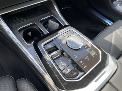 New 2026 BMW 740i xDrive AWD/4WD image 7