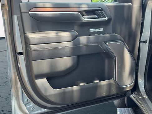 New 2026 GMC Sierra 1500 Denali w/ Denali Reserve Package AWD/4WD image 13