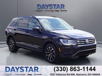 Used 2021 Volkswagen Tiguan SEL image 1