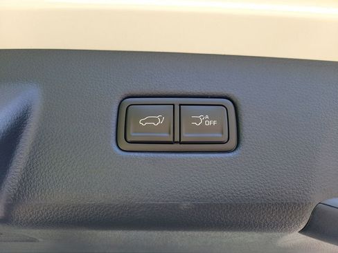 New 2026 Kia Carnival EX FWD image 15